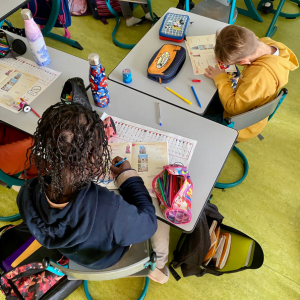 Atelier en classe sur le Moyen Âge Au temps d’Aliénor