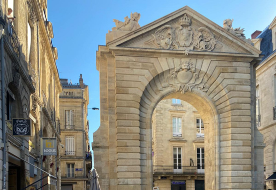 Porte Dijeaux Bordeaux