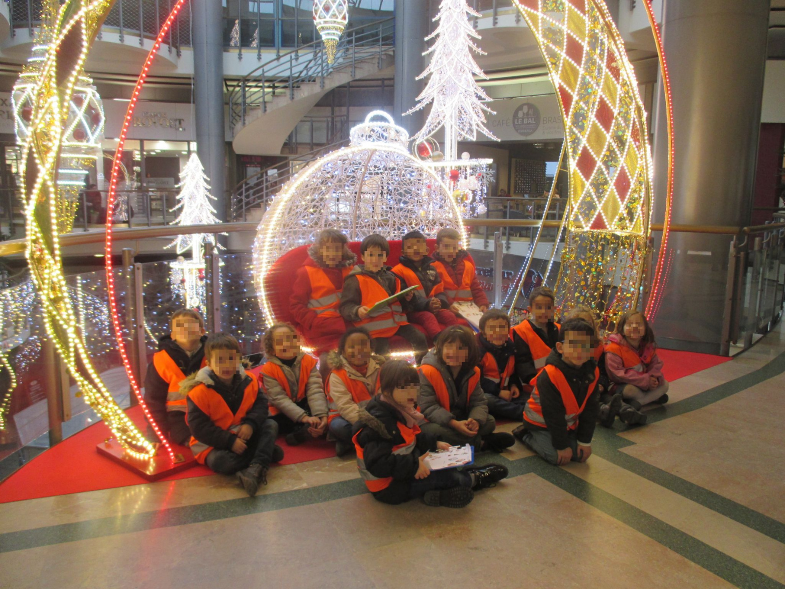 Les aventures de Boby à Noël pour une classe maternelle à Bordeaux