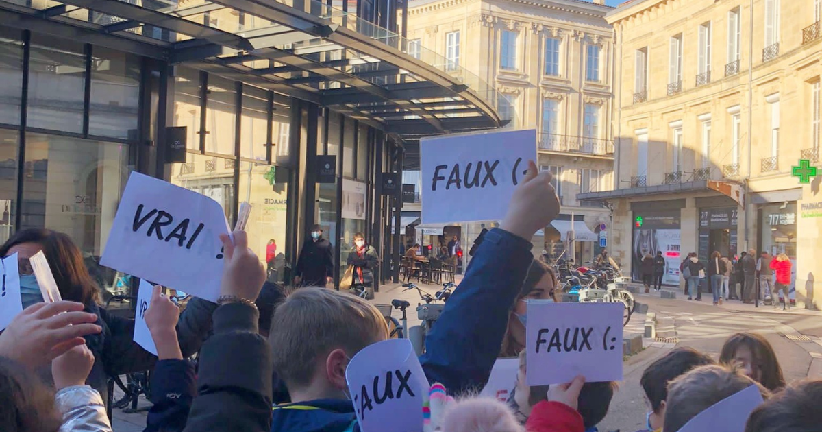 Visite-jeu Vrai ou Faux à Bordeaux pour une classe de primaire