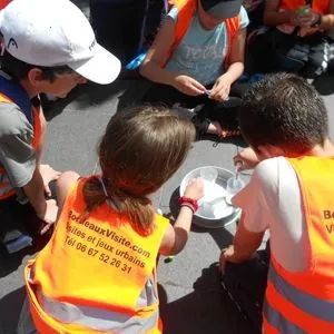 Activité scolaire ludique et scientifique à Bordeaux